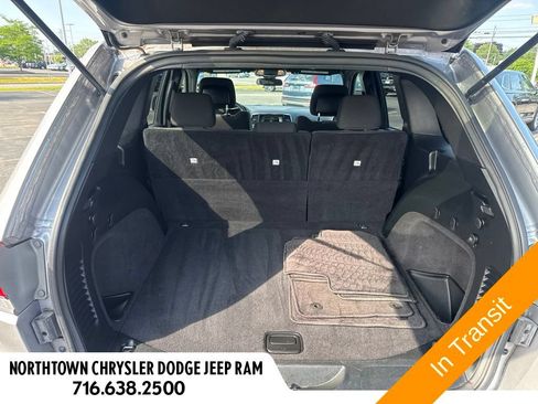 Used 2018 Jeep Grand Cherokee Laredo AWD/4WD image 18