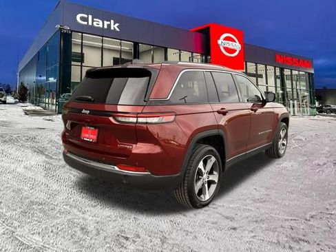 Used 2023 Jeep Grand Cherokee Limited w/ Trailer Tow Prep Group (B) image 7