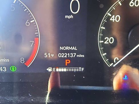 Certified 2024 Honda HR-V Sport image 13