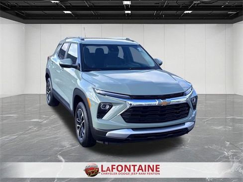 Used 2026 Chevrolet TrailBlazer LT w/ Convenience Package image 7