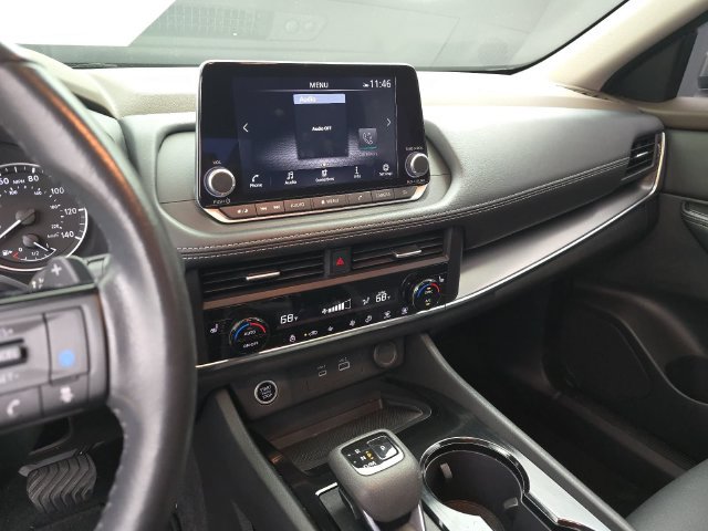 Used 2023 Nissan Rogue SV w/ SV Premium B Package FWD image 18