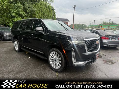 Used 2023 Cadillac Escalade ESV Luxury AWD/4WD image 9