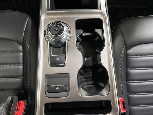 Used 2024 Ford Edge SEL w/ Convenience Package image 25