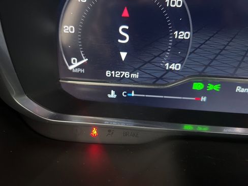 Used 2023 GMC Yukon SLT image 11