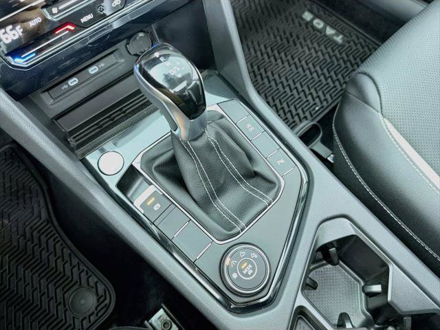 New 2027 Volkswagen Taos SEL AWD/4WD image 17