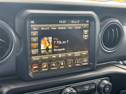 Used 2022 Jeep Gladiator Sport image 33