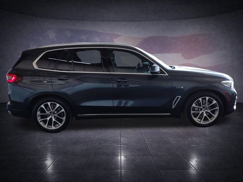 Used 2022 BMW X5 xDrive45e w/ Premium Package AWD/4WD image 6