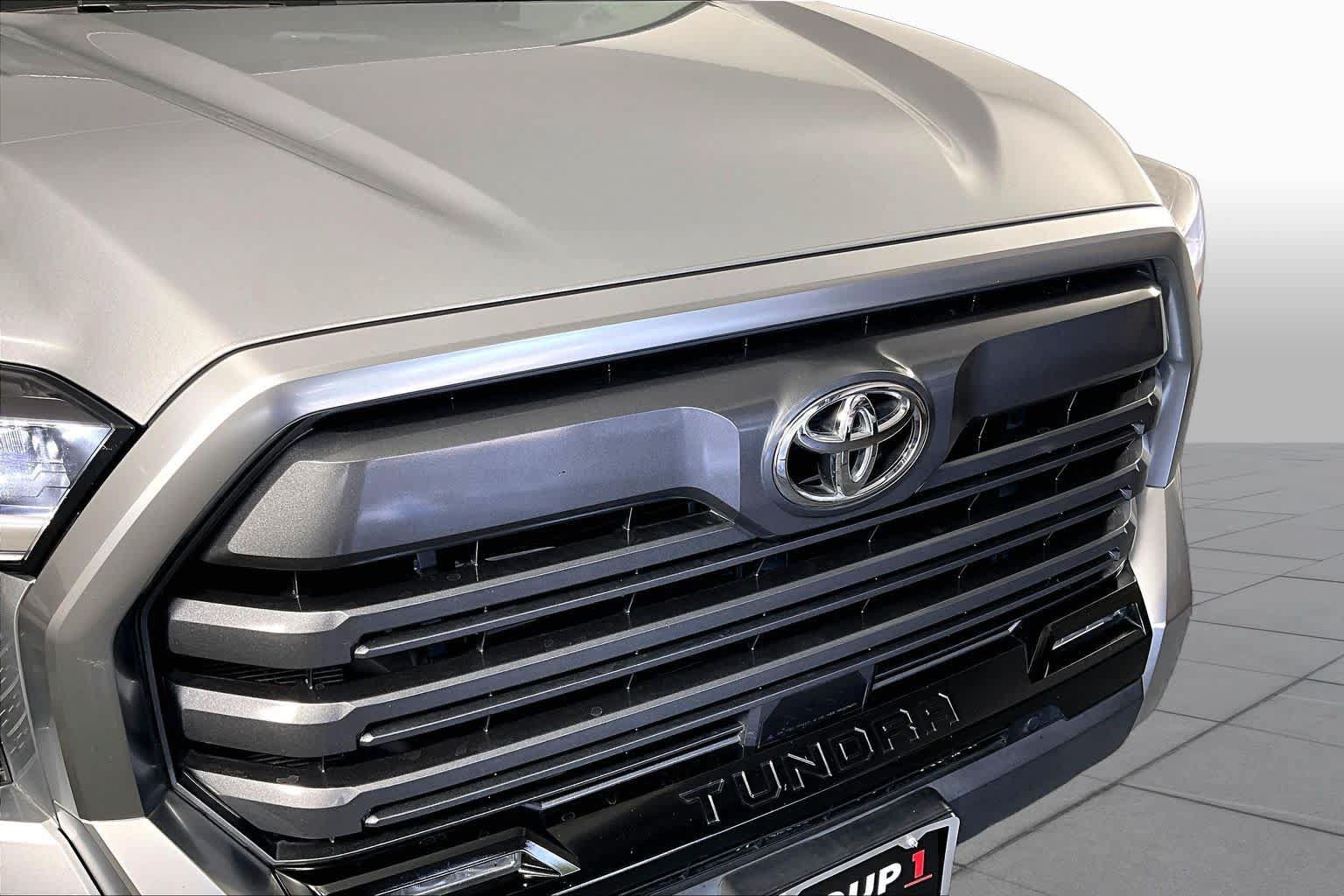 Used 2024 Toyota Tundra Limited w/ Power Package AWD/4WD image 28