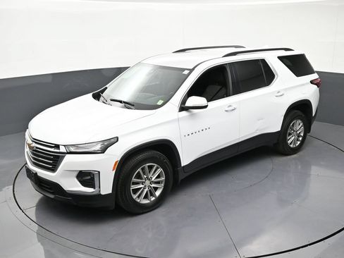 Used 2023 Chevrolet Traverse LT w/ LPO, Floor Liner Package AWD/4WD image 17