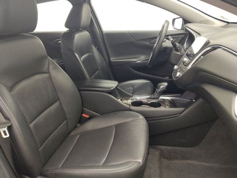 Used 2024 Chevrolet Malibu LT image 21