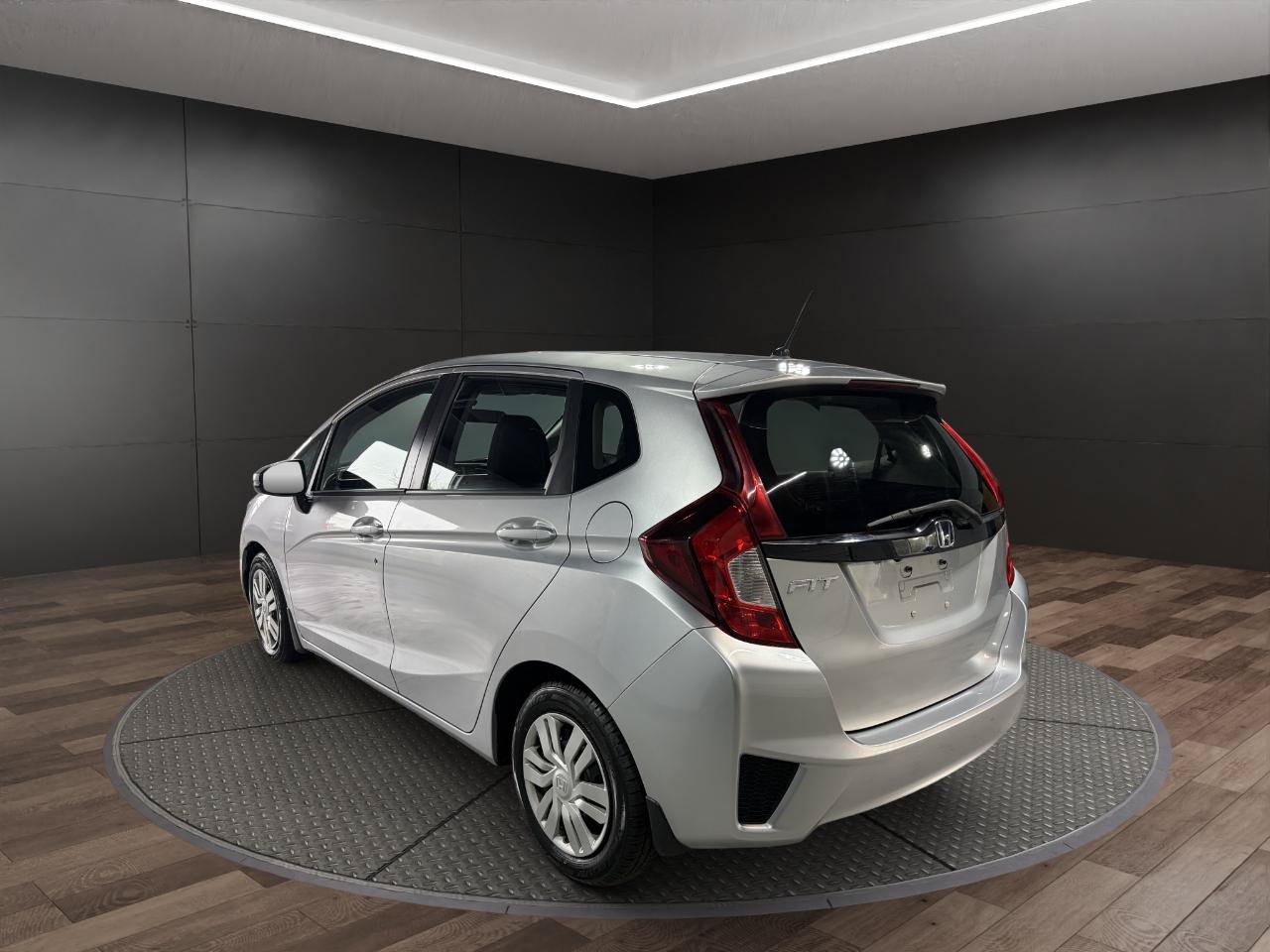 Used 2015 Honda Fit LX image 6