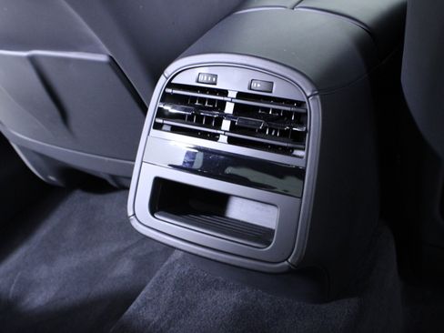 Used 2021 Maserati Quattroporte S image 17