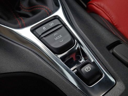 Used 2020 Chevrolet Camaro SS image 25