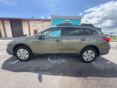 Used 2016 Subaru Outback 2.5i Premium w/ Popular Package #1 AWD/4WD image 6