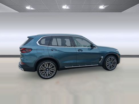 Used 2026 BMW X5 xDrive40i w/ Executive Package AWD/4WD image 18