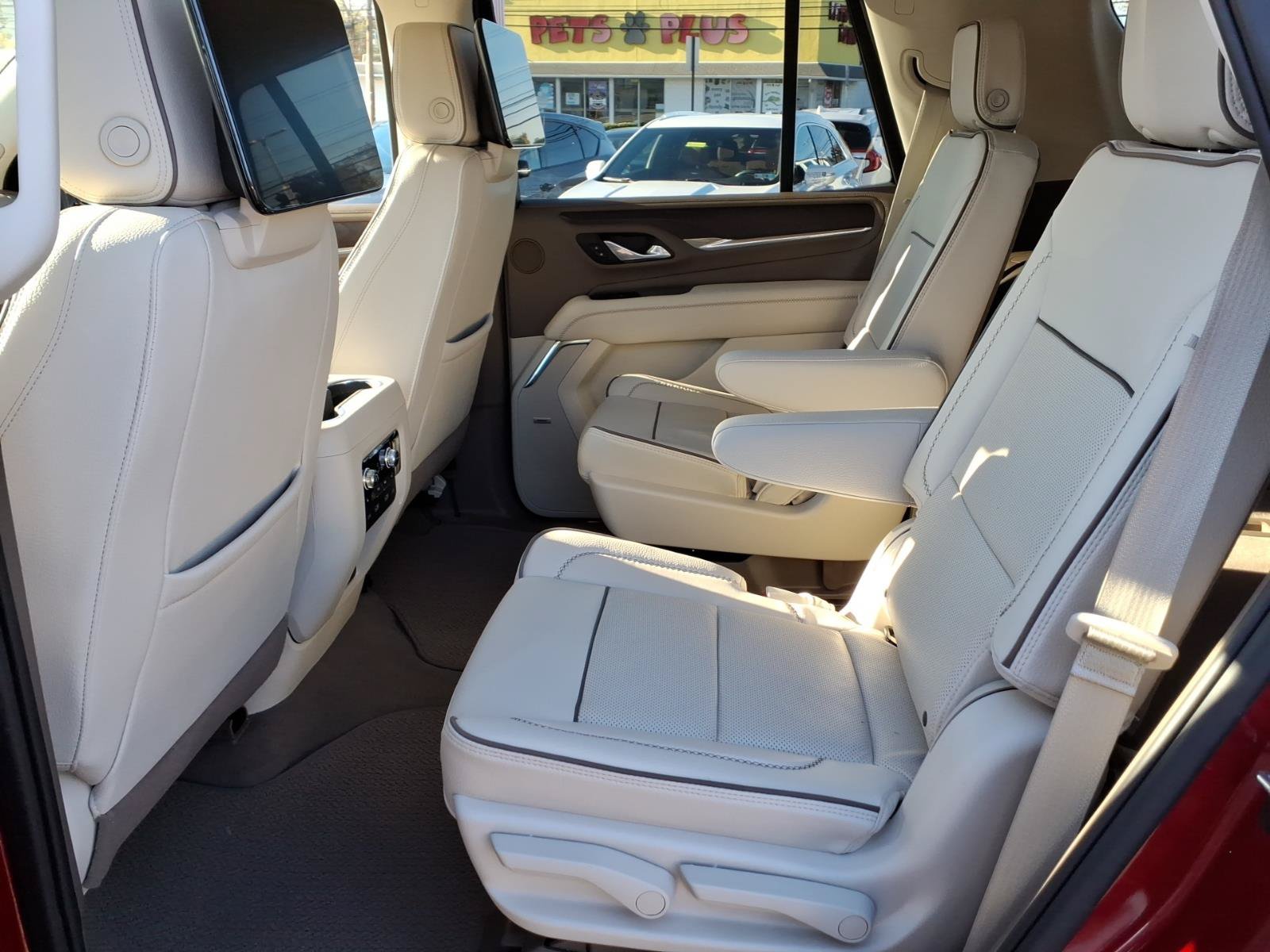Certified 2023 GMC Yukon Denali w/ Advanced Technology Package AWD/4WD image 25