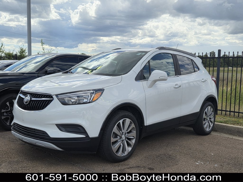 Used 2018 Buick Encore Preferred FWD image 1