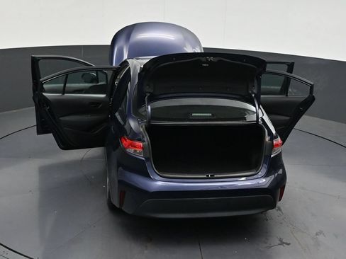 Used 2024 Toyota Corolla LE FWD image 35