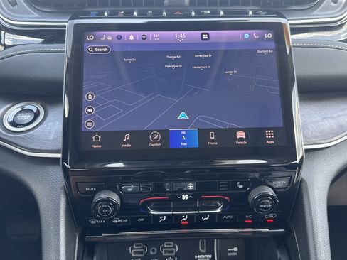 Certified 2024 Jeep Grand Cherokee Limited 4xe AWD/4WD image 12