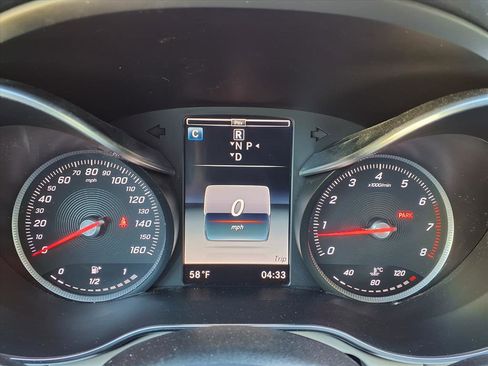 Used 2015 Mercedes-Benz C 300 4MATIC Sedan image 27