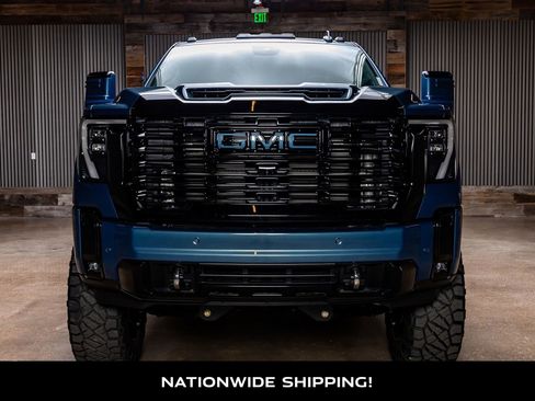 Used 2025 GMC Sierra 2500 Denali Ultimate w/ Max Trailering Package image 4