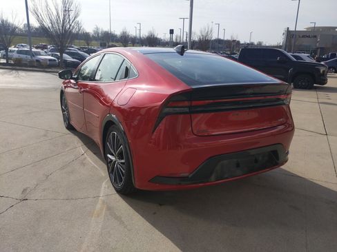 New 2026 Toyota Prius XLE image 7