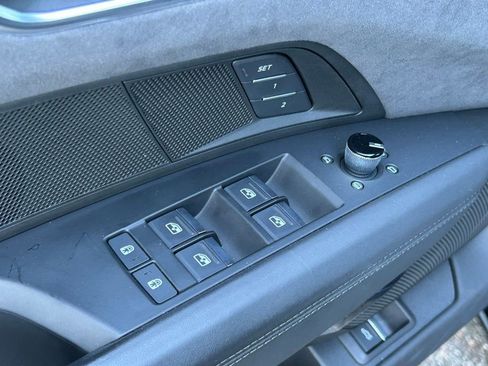 Used 2023 Audi RS e-tron GT w/ Carbon Performance Package image 71