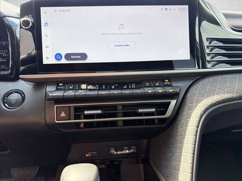 Used 2026 Toyota Camry XLE w/ Premium Plus Package FWD image 17