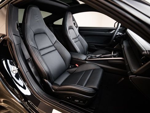 Certified 2026 Porsche 911 Carrera 4S AWD/4WD image 29
