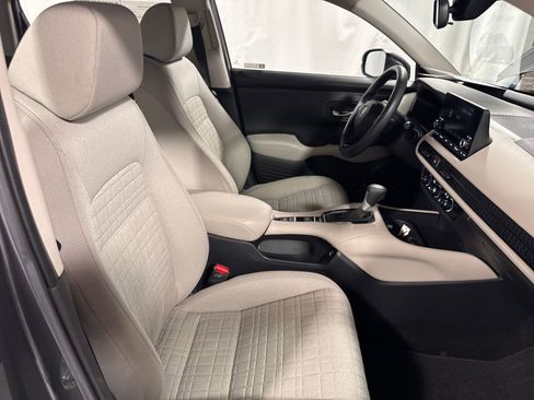 Certified 2023 Honda HR-V LX image 26
