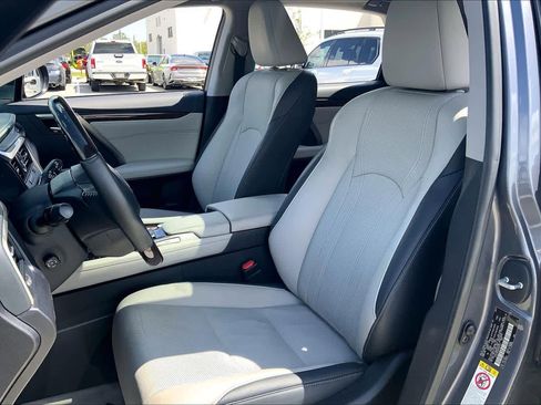 Used 2017 Lexus RX 350 FWD w/ Premium Package image 7