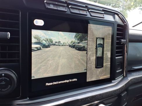 Used 2023 Ford F250 Lariat w/ Lariat Ultimate Package AWD/4WD image 14