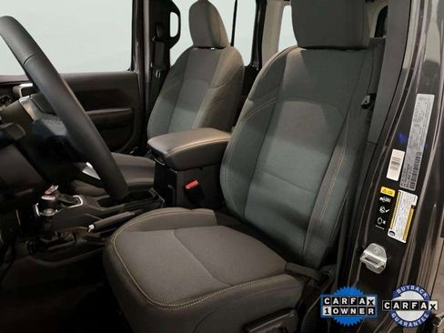 Used 2025 Jeep Wrangler Unlimited Sahara w/ Safety Group image 57