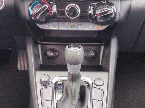 Used 2023 Hyundai Kona SEL FWD image 20