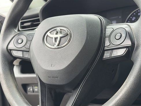 Used 2021 Toyota RAV4 XLE image 13