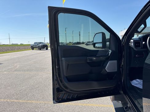 Used 2025 Ford F250 Platinum AWD/4WD image 28