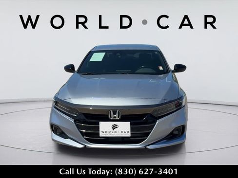 Used 2021 Honda Accord Sport image 2