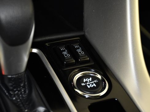 Used 2024 Mitsubishi Eclipse Cross SE AWD/4WD image 29