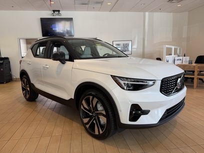 New 2026 Volvo XC40 B5 Ultra w/ Protection Package