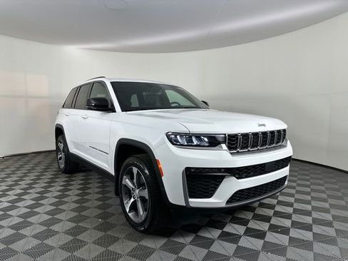 New 2026 Jeep Grand Cherokee Limited image 10