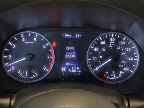 Used 2020 Nissan Sentra S w/ Lighting Package FWD image 23