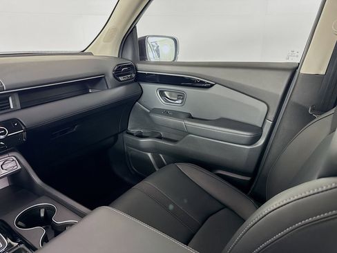Certified 2025 Honda Pilot EX-L image 27