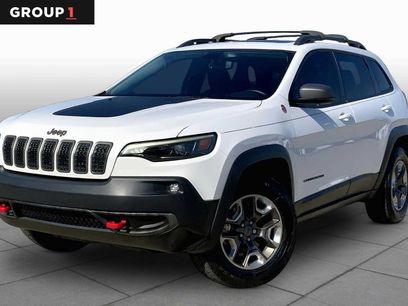 Used 2019 Jeep Cherokee Trailhawk w/ Comfort/Convenience Group