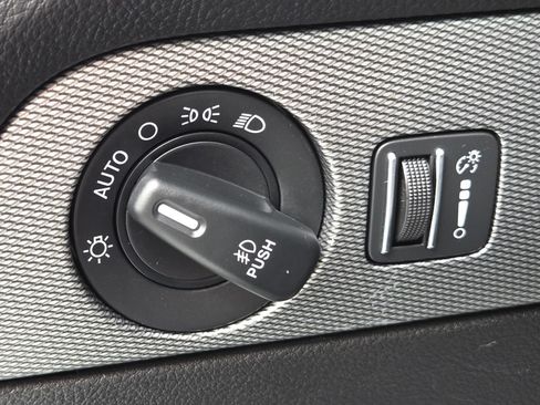 Used 2019 Dodge Durango GT AWD/4WD image 14