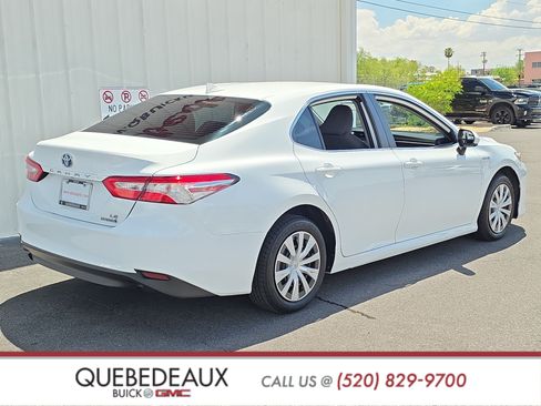 Used 2020 Toyota Camry LE FWD image 7