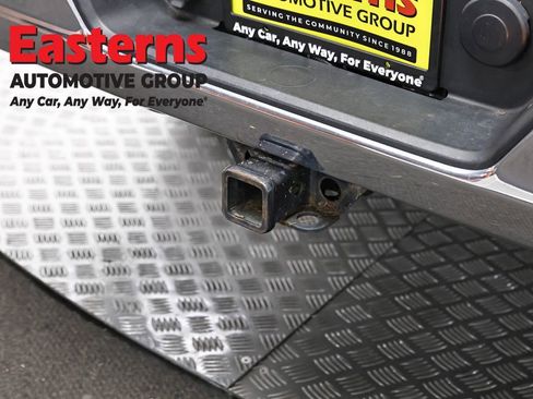 Used 2021 Chevrolet Silverado 1500 LT image 24