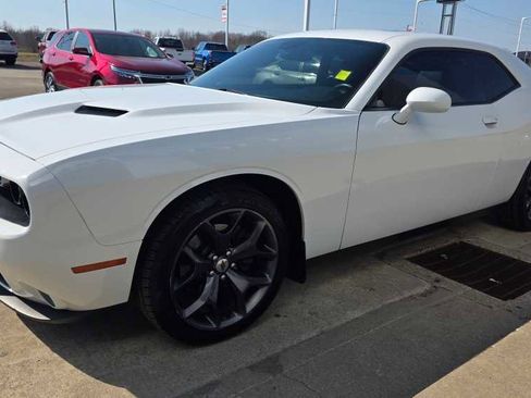 Used 2018 Dodge Challenger SXT Plus image 4