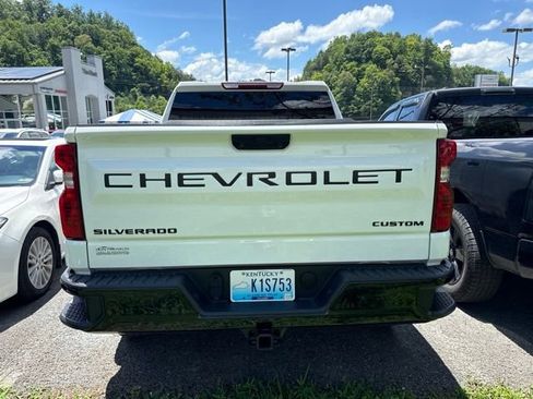 Used 2024 Chevrolet Silverado 1500 Custom Trail Boss w/ LPO, Dark Essentials Package AWD/4WD image 3