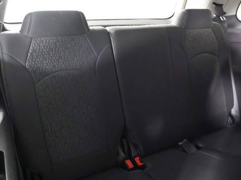 Used 2016 GMC Acadia SLE image 28