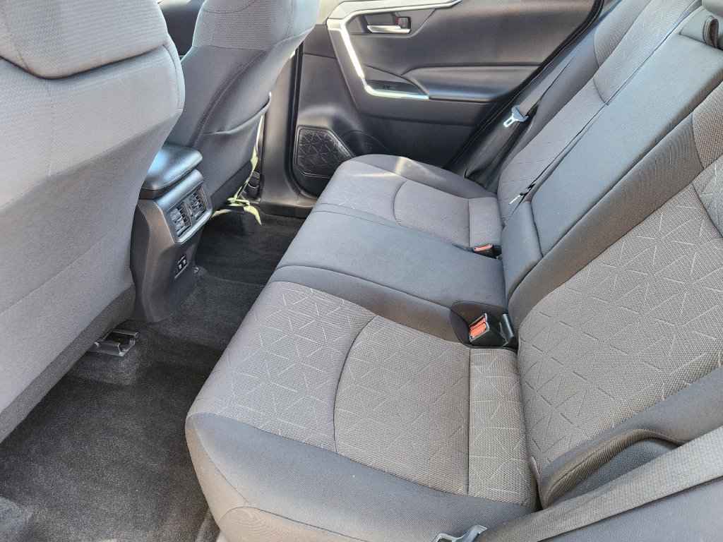 Used 2019 Toyota RAV4 XLE AWD/4WD image 20